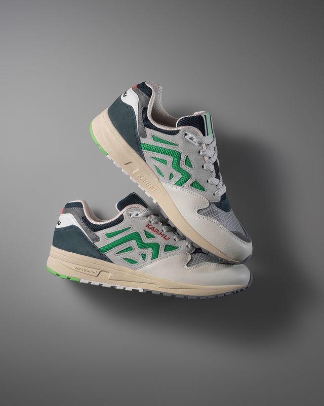 Karhu Legacy 96 - lily white / island green